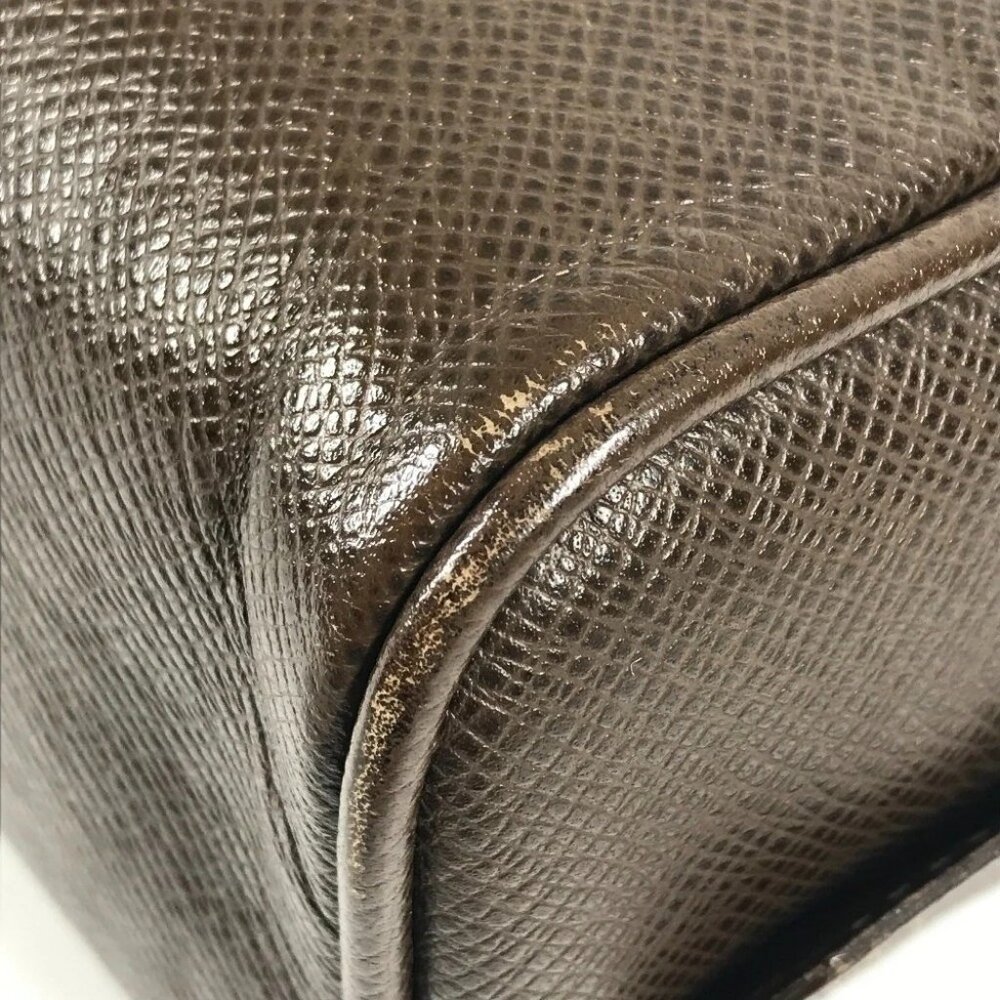 LOUIS VUITTON M32498 Taiga Trousse Ivan Bag Pouch with handle Clutch Bag - Picture 16 of 16